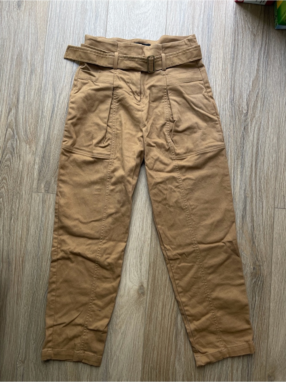 Banana Republic Women's Brown
Belted Dress Pants High Rise